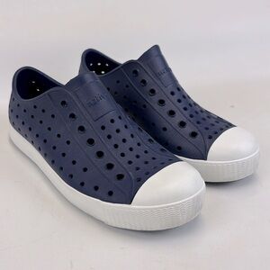 NATIVE Jefferson Navy Blue Waterproof Shoes Size Kids J3
